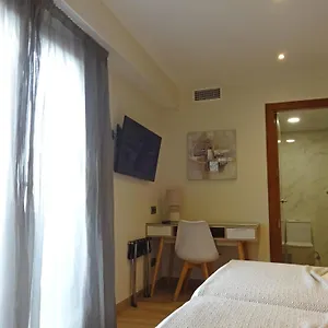 فندق يوريت رامبلاس, برشلونة